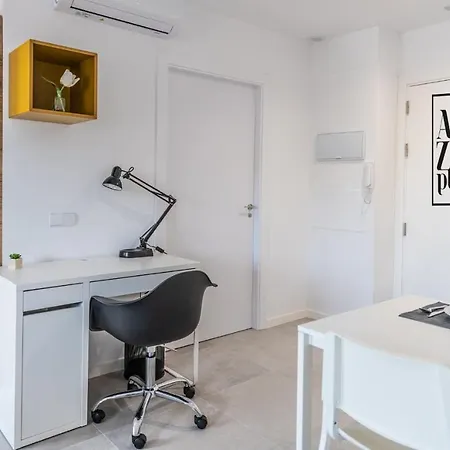 Acogedor Estudio A Metros De La Playa, Con Zonas Comunes Y Terraza 3b * Valencia