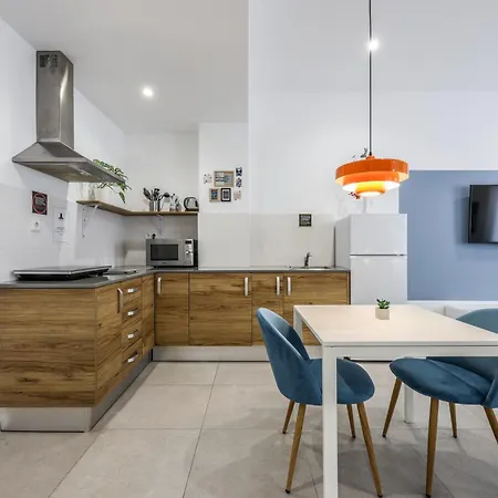 Acogedor Estudio A Metros De La Playa, Con Zonas Comunes Y Terraza 3b Appartement Valence